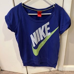 Nike short sleeve hoodie material